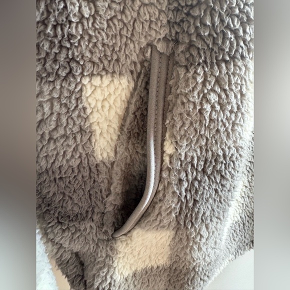 Cozy Sherpa Gray Gingham Pullover 1/4 Zip Womens Medium winter - Picture 5 of 8